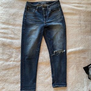 American Eagle Vintage High Rise Mom Jeans